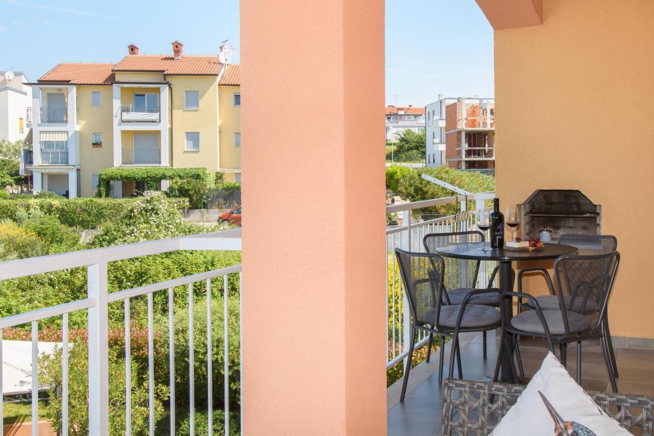 Appartamento Aurea Novigrad Novigrad Istria Esterno foto